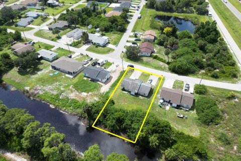 Propiedad comercial en venta en Englewood, Florida, 135.27 m2 № 1370061 - foto 2