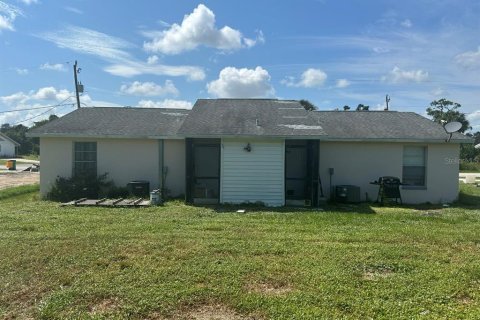 Commercial property in Englewood, Florida 135.27 sq.m. № 1370061 - photo 6