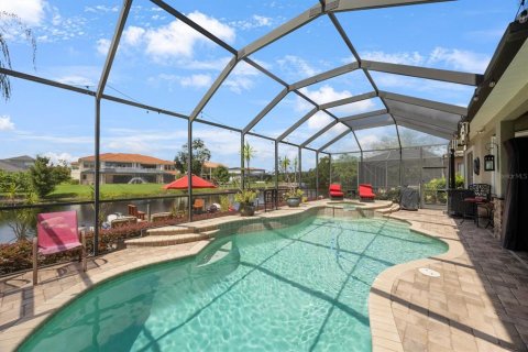 Casa en venta en Tampa, Florida, 4 dormitorios, 311.22 m2 № 1371833 - foto 23