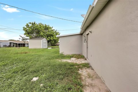 Villa ou maison à vendre à Palm Bay, Floride: 4 chambres, 119.29 m2 № 1371875 - photo 23