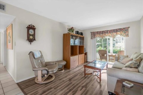 Copropriété à vendre à Bradenton, Floride: 2 chambres, 71.35 m2 № 1359482 - photo 4