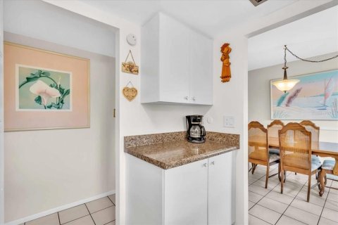 Condo in Bradenton, Florida, 2 bedrooms  № 1359482 - photo 7