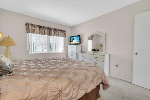 Condo in Bradenton, Florida, 2 bedrooms  № 1359482 - photo 15