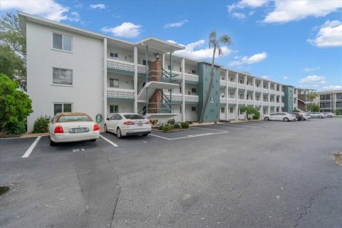 Copropriété à vendre à Bradenton, Floride: 2 chambres, 71.35 m2 № 1359482 - photo 1