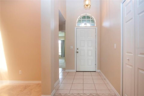 Condo in Sun City Center, Florida, 2 bedrooms  № 1359481 - photo 10