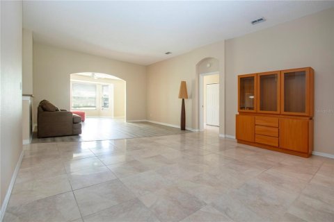 Condo in Sun City Center, Florida, 2 bedrooms  № 1359481 - photo 12