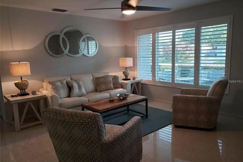 House in Belleair Beach, Florida 3 bedrooms, 114.27 sq.m. № 1111982 - photo 6