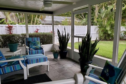 House in Belleair Beach, Florida 3 bedrooms, 114.27 sq.m. № 1111982 - photo 4