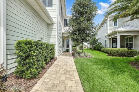 Villa ou maison à vendre à St. Johns, Floride: 4 chambres, 257.34 m2 № 770393 - photo 5