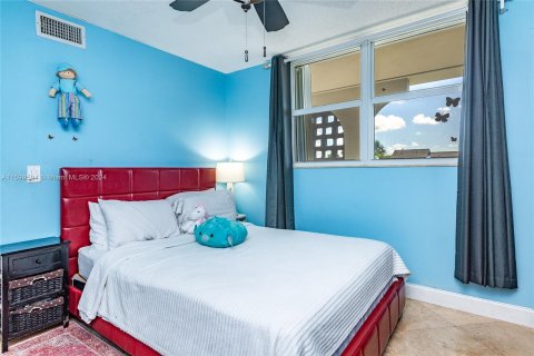 Copropriété à vendre à Deerfield Beach, Floride: 2 chambres, 90.12 m2 № 1221813 - photo 7