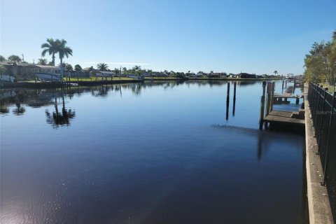 Terrain à vendre à Port Charlotte, Floride № 826393 - photo 23