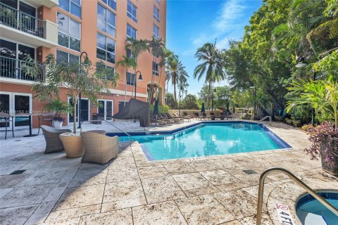 Condo in Miami, Florida, 1 bedroom  № 1360322 - photo 20