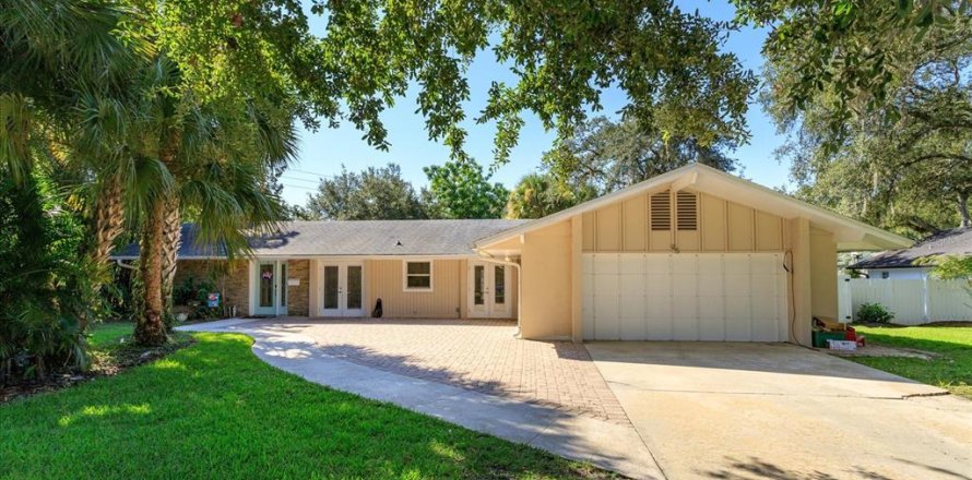 Villa ou maison à Altamonte Springs, Floride 4 chambres, 190.26 m2 № 1353373