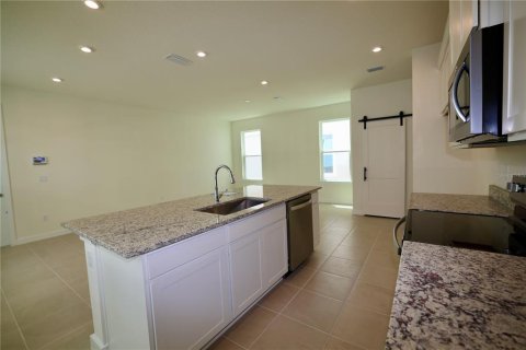 House in Saint Cloud, Florida 4 bedrooms, 160.44 sq.m. № 1353340 - photo 6