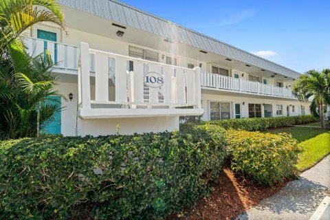 Condo in Stuart, Florida, 2 bedrooms  № 1222532 - photo 21