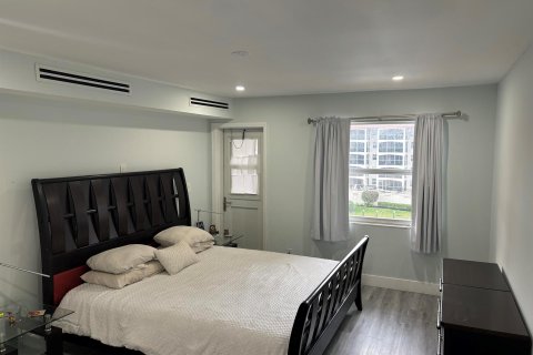 Condominio en venta en Boca Raton, Florida, 1 dormitorio, 73.67 m2 № 1222534 - foto 14