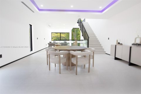 Villa ou maison à vendre à Miami, Floride: 3 chambres, 276.85 m2 № 1329067 - photo 14