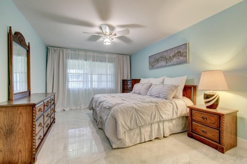 Villa ou maison à vendre à West Palm Beach, Floride: 2 chambres, 92.9 m2 № 509856 - photo 21