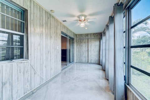 Villa ou maison à vendre à West Palm Beach, Floride: 2 chambres, 92.9 m2 № 509856 - photo 24