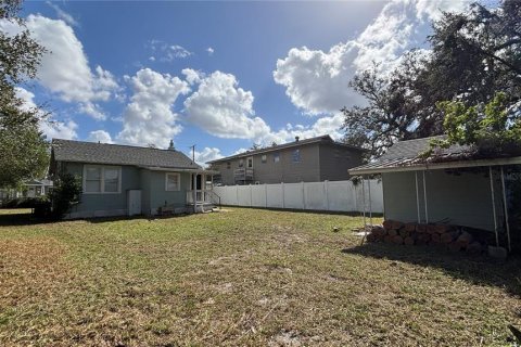 House in Tampa, Florida 2 bedrooms, 70.05 sq.m. № 1425790 - photo 24