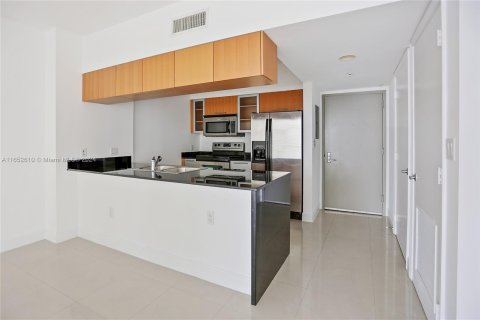 Copropriété à louer à Miami, Floride: 1 chambre, 73.49 m2 № 1345927 - photo 6