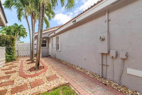 Casa en venta en Miramar, Florida, 3 dormitorios, 172.61 m2 № 1237495 - foto 11