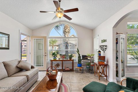 Condo in Saint Augustine, Florida, 2 bedrooms  № 832128 - photo 5