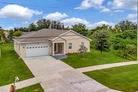 Villa ou maison à vendre à North Port, Floride: 4 chambres, 179.49 m2 № 1307868 - photo 1