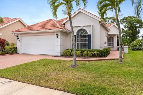 Casa en venta en Port St. Lucie, Florida, 3 dormitorios, 155.33 m2 № 1156506 - foto 1