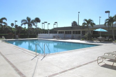 Condo in Vero Beach, Florida, 2 bedrooms  № 970241 - photo 8