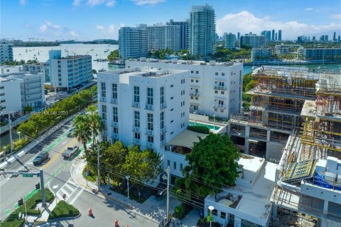 Immobilier commercial à vendre à Miami Beach, Floride № 848787 - photo 12