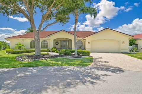 Villa ou maison à vendre à Punta Gorda, Floride: 3 chambres, 209.96 m2 № 1352764 - photo 1