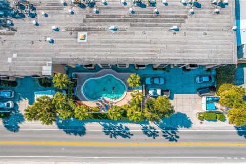 Copropriété à vendre à Bradenton Beach, Floride: 2 chambres, 109.62 m2 № 1352278 - photo 4