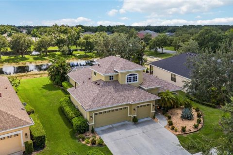 Casa en venta en Bradenton, Florida, 4 dormitorios, 246.01 m2 № 1352276 - foto 1