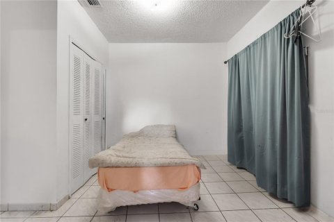 Casa en venta en Miami, Florida, 5 dormitorios, 198.25 m2 № 1373879 - foto 16