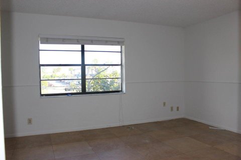 Adosado en venta en Delray Beach, Florida, 2 dormitorios, 137.68 m2 № 1118257 - foto 13