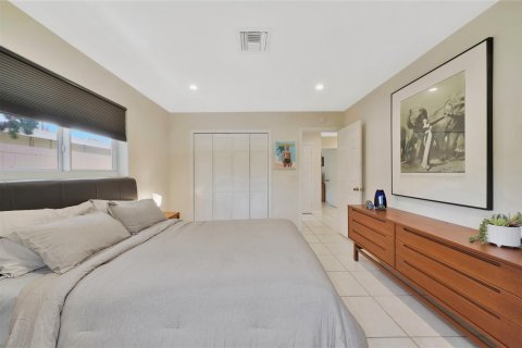 Casa en venta en Oakland Park, Florida, 3 dormitorios, 194.44 m2 № 1118255 - foto 16