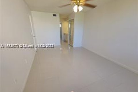 Copropriété à vendre à Margate, Floride: 1 chambre, 66.89 m2 № 1351614 - photo 24