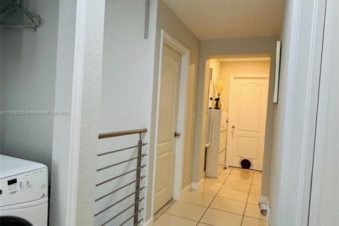 Copropriété à vendre à Hialeah, Floride: 4 chambres, 139.35 m2 № 1375904 - photo 29