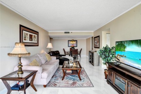 Condo in Boca Raton, Florida, 2 bedrooms  № 1378620 - photo 30