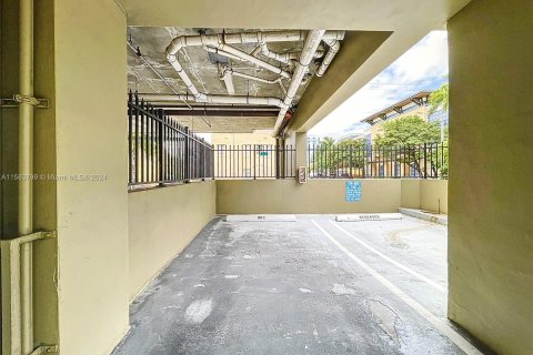 Condominio en venta en Miami, Florida, 1 dormitorio, 69.68 m2 № 1102990 - foto 22