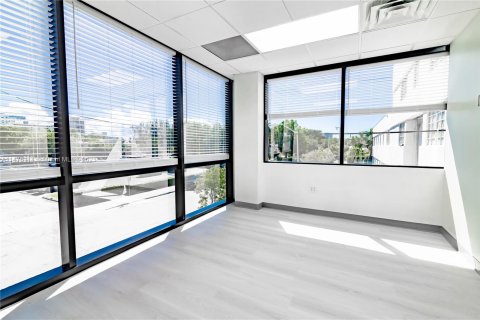 Office in Miami Beach, Florida № 810756 - photo 8