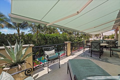 House in Palm Beach, Florida 5 bedrooms, 432 sq.m. № 1161728 - photo 6