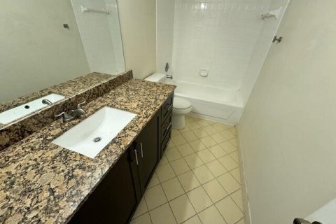 Купить таунхаус в Уэст-Палм-Бич, Флорида 2 спальни, 119.66м2, № 913809 - фото 9