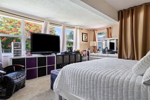 Casa en venta en Dania Beach, Florida, 3 dormitorios, 174.19 m2 № 1234087 - foto 13
