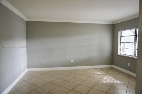 Copropriété à vendre à Hollywood, Floride: 1 chambre, 53.98 m2 № 936368 - photo 2