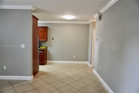 Copropriété à vendre à Hollywood, Floride: 1 chambre, 53.98 m2 № 936368 - photo 4