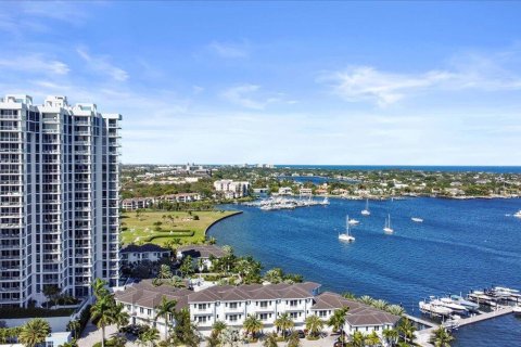 Condominio en venta en North Palm Beach, Florida, 3 dormitorios, 181.07 m2 № 747863 - foto 4