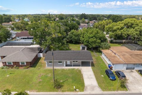 Villa ou maison à vendre à Kissimmee, Floride: 3 chambres, 96.99 m2 № 1344273 - photo 12