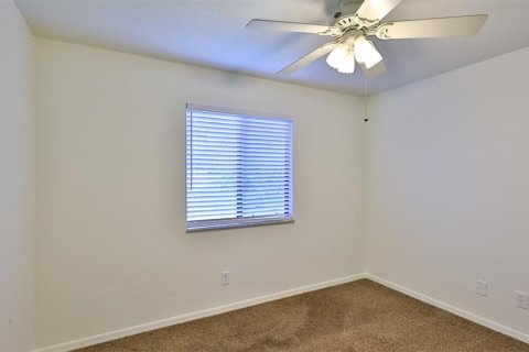Duplex à vendre à New Smyrna Beach, Floride: 2 chambres, 75.81 m2 № 890937 - photo 9